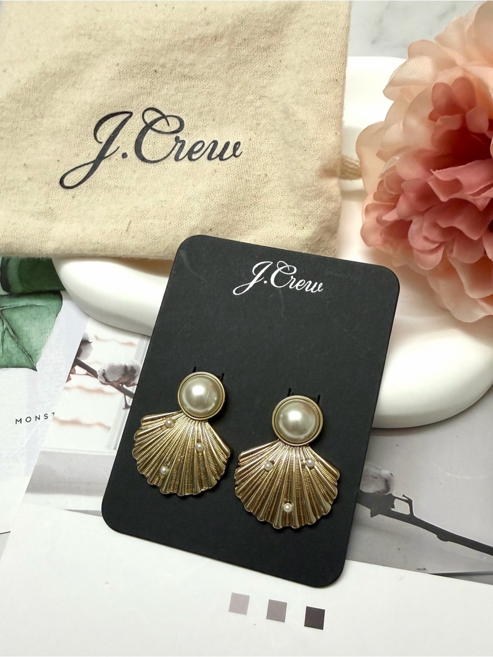 J. Crew Gold Pearl Shell Drop Earrings - Picture 3 of 3